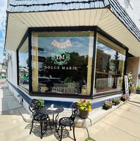 Dolce Marie storefront in Verona, overlooking the park